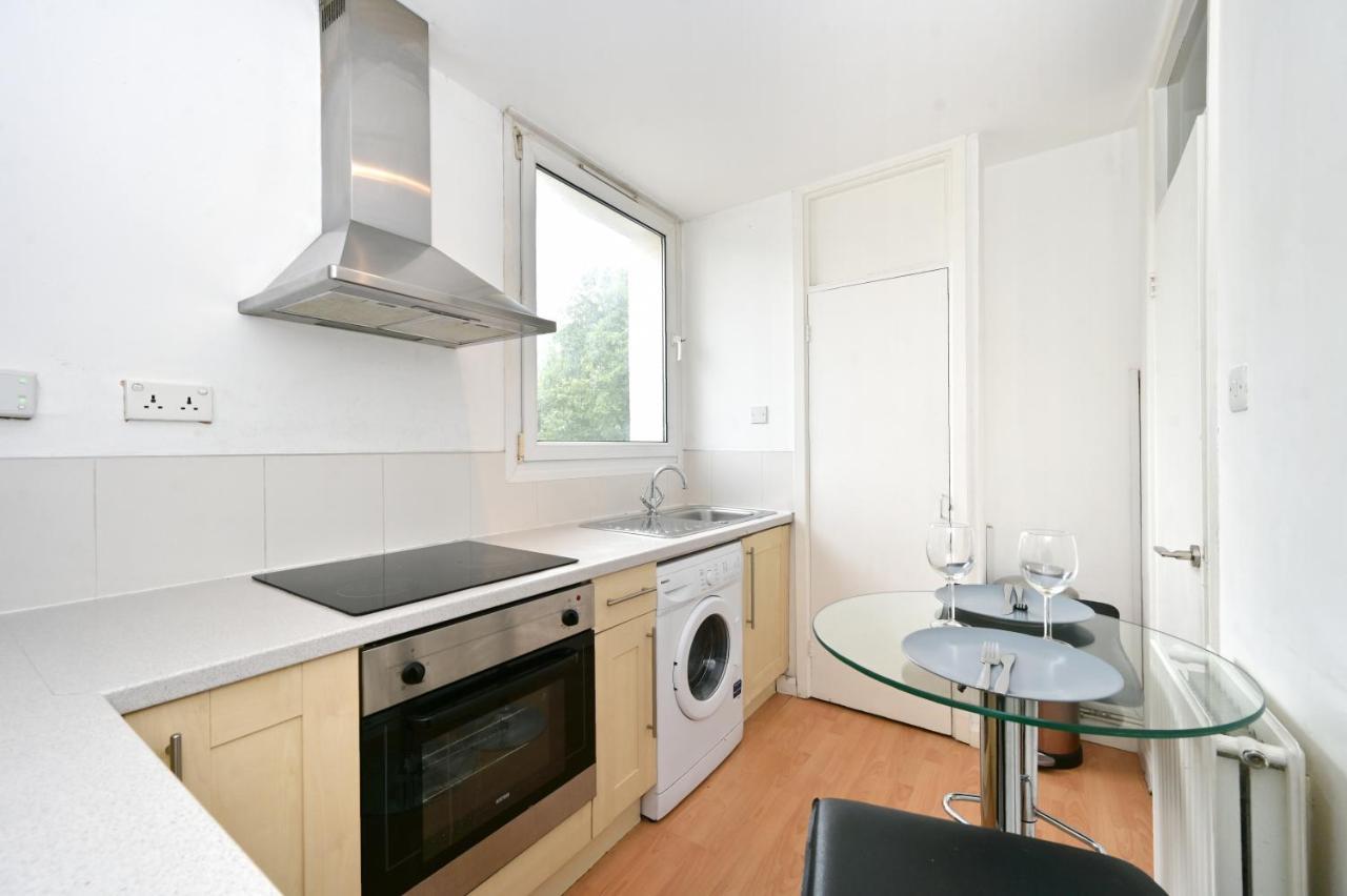 Nice Apartment - Great Portland St, Regents Pk, Euston Londra Esterno foto