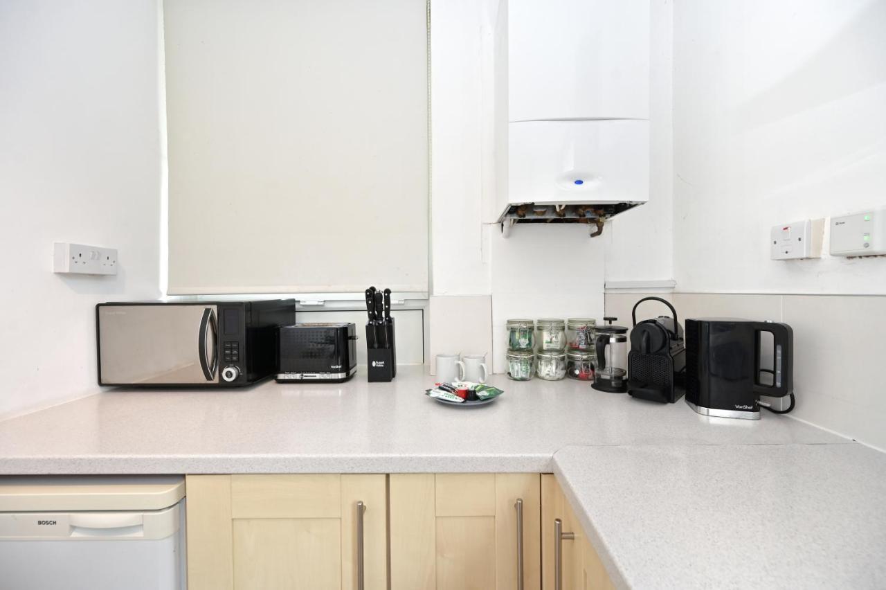 Nice Apartment - Great Portland St, Regents Pk, Euston Londra Esterno foto