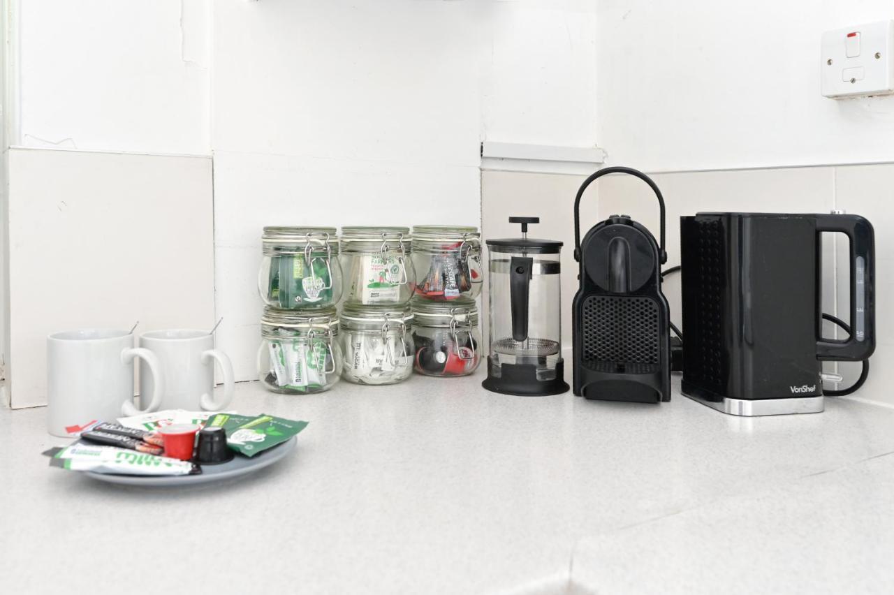 Nice Apartment - Great Portland St, Regents Pk, Euston Londra Esterno foto